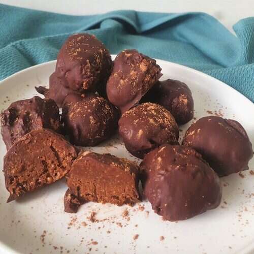 tasty dark chocolate brownie bites