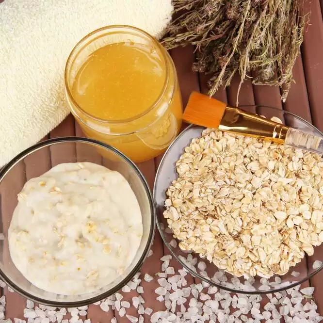 oat face mask with honey and yoghurt for super sensitive skin
