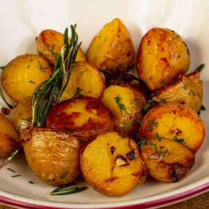 crispy vinegar salted potatoes